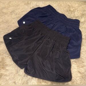 Lot of 2 Lululemon Hottie Hot Shorts 2.5” - Size 6